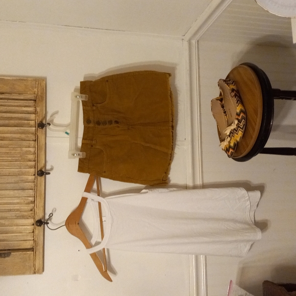 Indigo Rein Dresses & Skirts - 🟢 8oz(26) Indigo rein tan  cordery fringed skirt